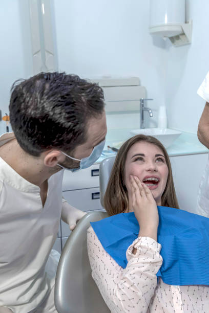 Best Broken or Cracked Tooth Emergency Dentist in Scottsburg, IN